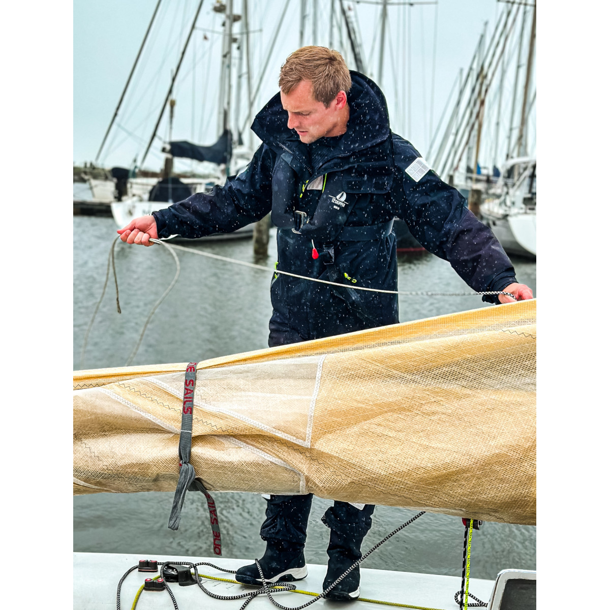 12skipper Magellan Offshore kurtka żeglarska unisex czarna, rozmiar L